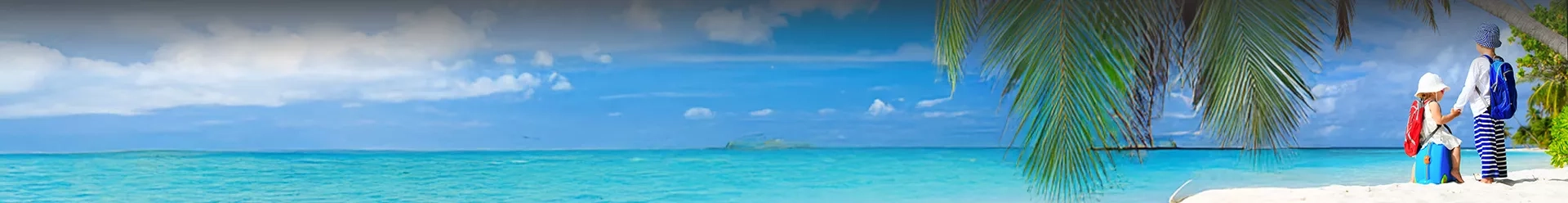 2 enfants sur une plage