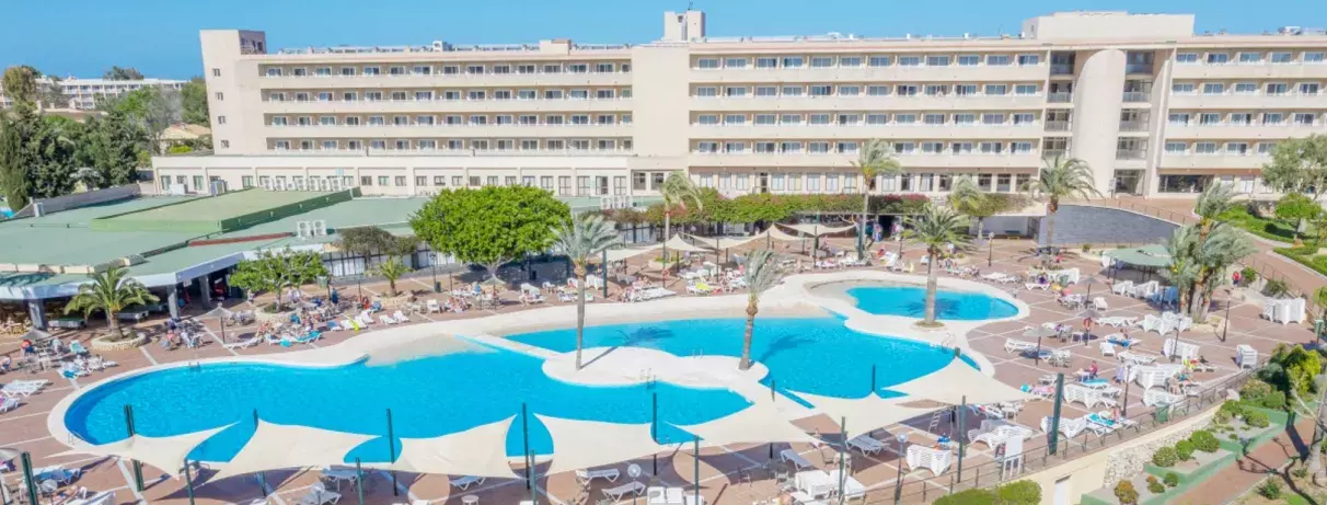 vue d'ensemble piscine 