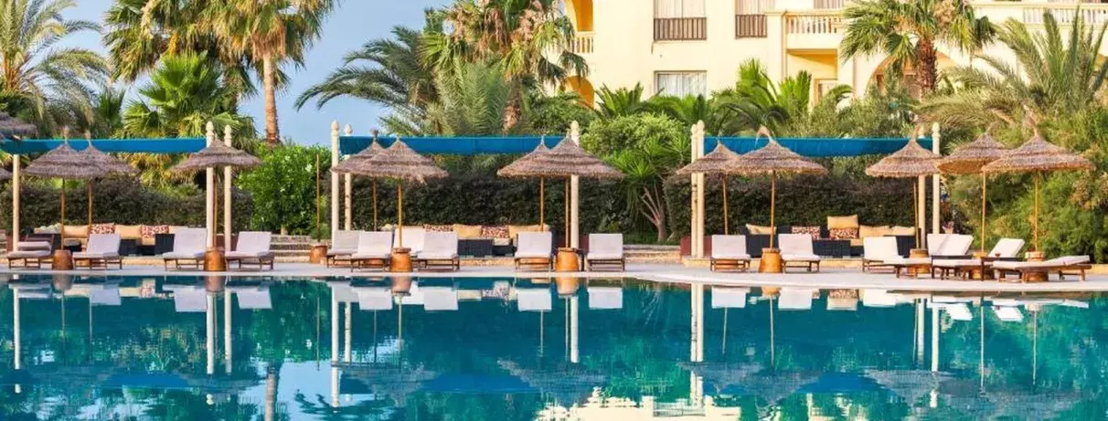 PISCINE AVEC TRANSAT 