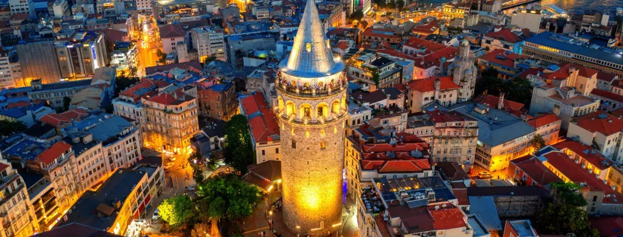Tour de galata de nuit 