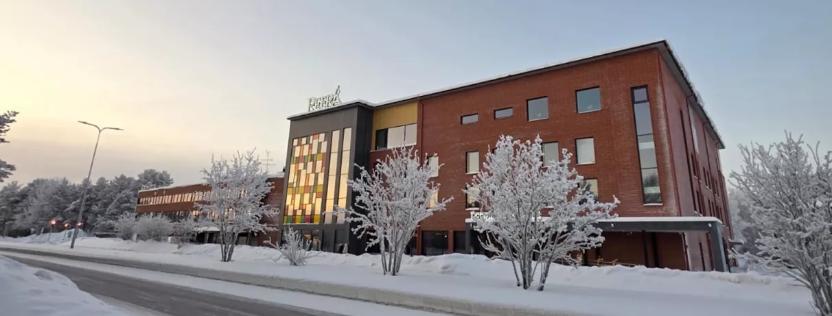 façade hôtel sodankyla Laponie enneigée 
