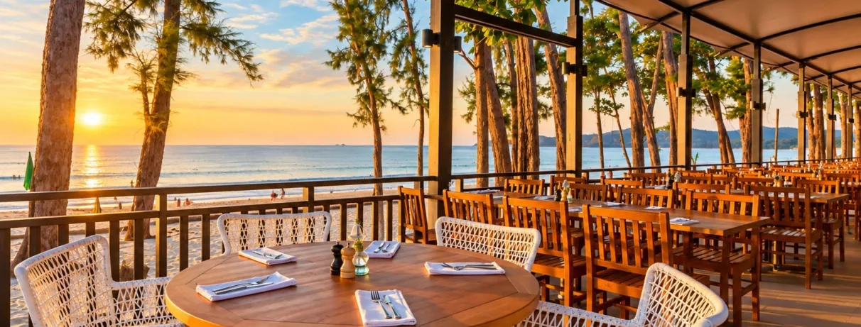 Terrace d'un restaurant sur la plage 