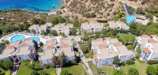 vue générale des bâtiments de l'hôtel