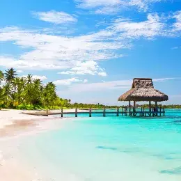 plage et mer turquoise