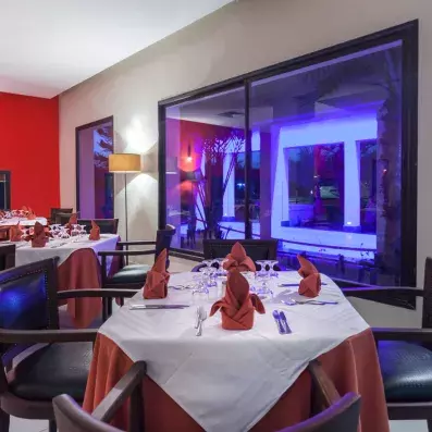 restaurant baie vitrée