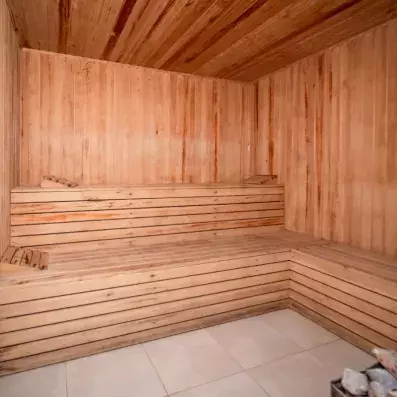 espace de détente avec un sauna