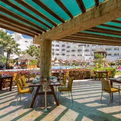 restaurant de la piscine