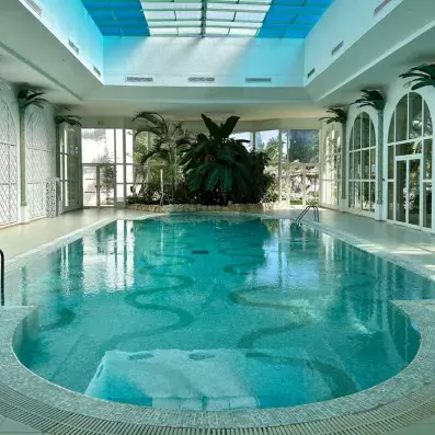piscine intérieure