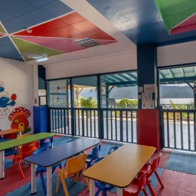 tables d'activités pour les enfants 