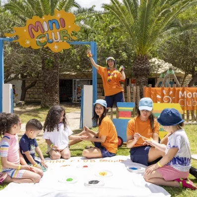 Mini club pour les enfants 