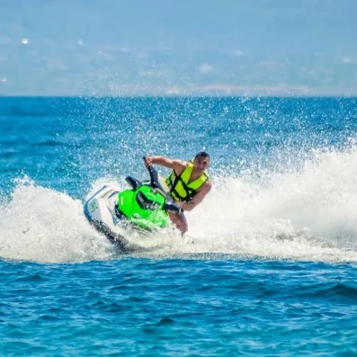 jet-ski