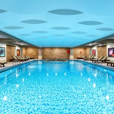 piscine intérieure