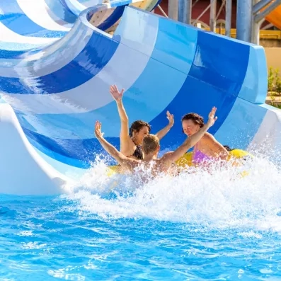 toboggan aquatique extérieur